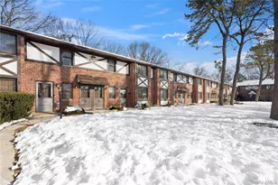 19 Newbrook, Bay Shore, NY 11706 - Photo 4