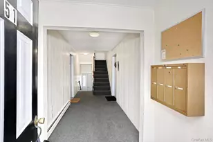 51 Bon Aire Cir, Suffern, NY 10901 - Photo 4