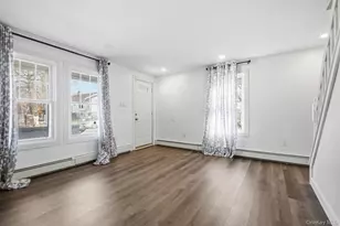 97 Maple St, Newburgh, NY 12550 - Photo 8