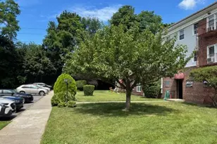 12 Winchester Ave, Yonkers, NY 10710 - Photo 4