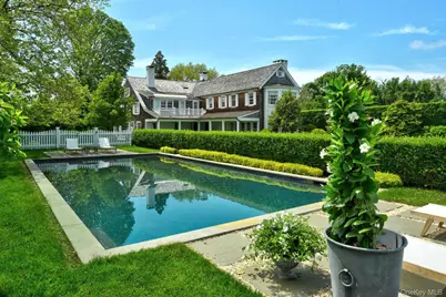 10 Jones Road, East Hampton, NY 11937 - Photo 1