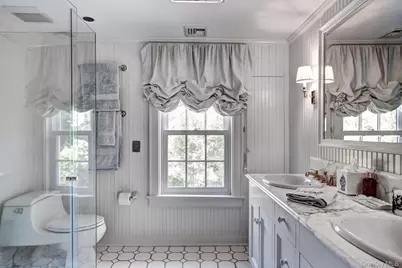 10 Jones Road, East Hampton, NY 11937 - Photo 16