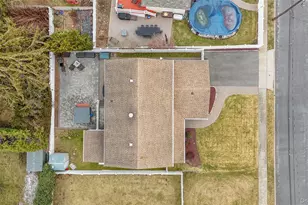 3993 Fulton Ave, Seaford, NY 11783 - Photo 40