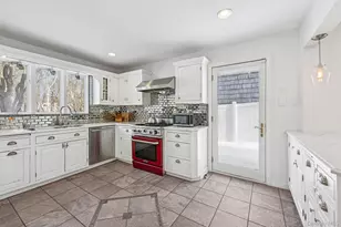 56 Hewitt Ave, Bronxville, NY 10708 - Photo 14