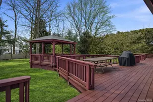 6 Cedarfield Terrace, Saint James, NY 11780 - Photo 32