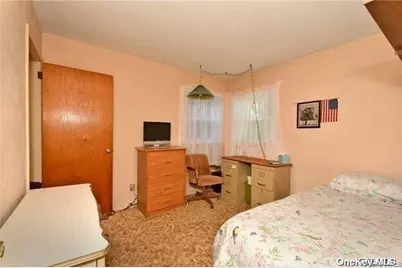 62 Murdock Street, South Huntington, NY 11746 - Photo 6