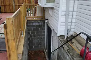 62 Murdock St, South Huntington, NY 11746 - Photo 14