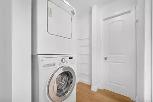 96 Artist Lake Dr, Middle Island, NY 11953 - Photo 32