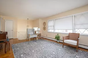 7 Stein St, Valley Stream, NY 11580 - Photo 4