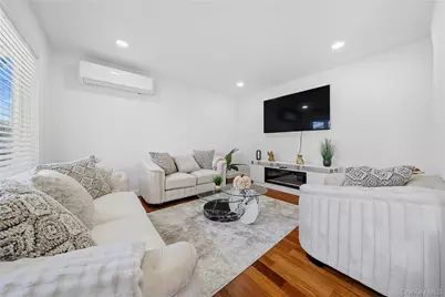 92 Washington Avenue, Deer Park, NY 11729 - Photo 14