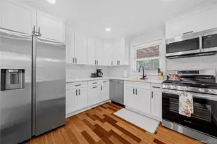 92 Washington Ave, Deer Park, NY 11729 - Photo 16