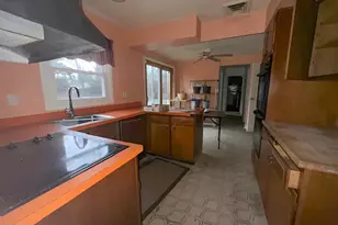 26 Malvern Ln, Stony Brook, NY 11790 - Photo 2