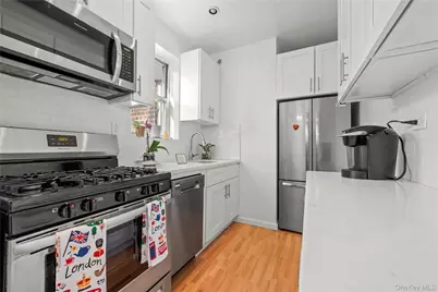 640 W 231st Street #7A, Bronx, NY 10463 - Photo 2