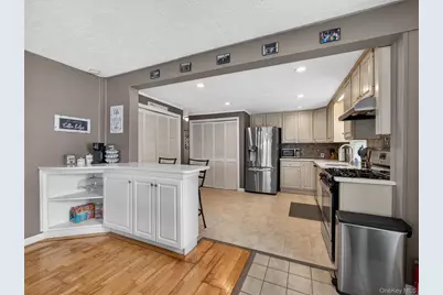 7 Staubitz Avenue, Pearl River, NY 10965 - Photo 14