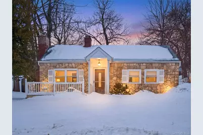 7 Staubitz Avenue, Pearl River, NY 10965 - Photo 2