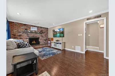 7 Staubitz Avenue, Pearl River, NY 10965 - Photo 6