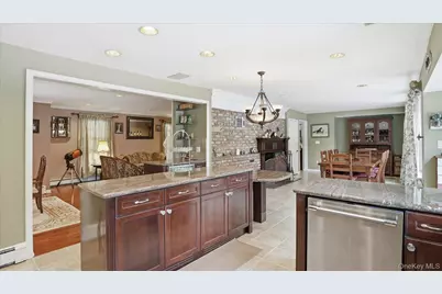 1 Tracklot Road, Nissequogue, NY 11780 - Photo 14