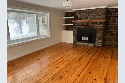 1245 Salt Point Turnpike, Pleasant Valley, NY 12569 - Photo 18