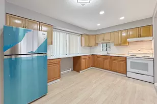 36 Peter Way, Kiamesha Lake, NY 12751 - Photo 10