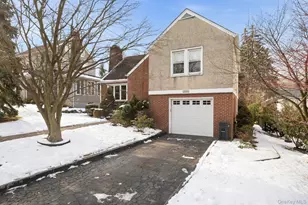 4626 Concord Ave, Great Neck, NY 11020 - Photo 1