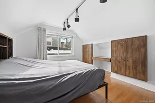 4626 Concord Ave, Great Neck, NY 11020 - Photo 18