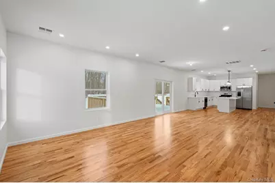 28 Northern Avenue, Walden, NY 12586 - Photo 8