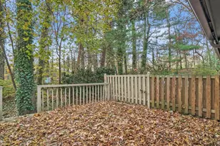 277 Vista Dr, Jericho, NY 11753 - Photo 18