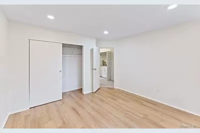 277 Vista Drive, Jericho, NY 11753 - Photo 12