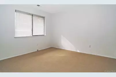 277 Vista Drive, Jericho, NY 11753 - Photo 16