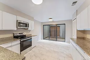 277 Vista Dr, Jericho, NY 11753 - Photo 6