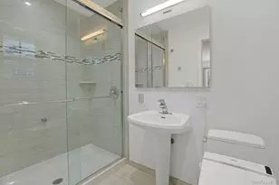 97 Winding Brook Rd, New Rochelle, NY 10804 - Photo 16