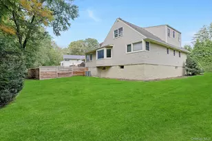 97 Winding Brook Rd, New Rochelle, NY 10804 - Photo 4