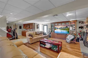 98 Kingsland Ave, West Islip, NY 11795 - Photo 20