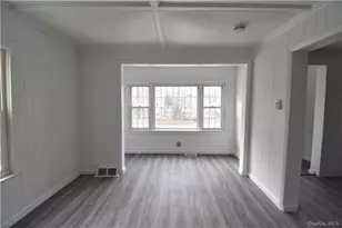 23 Wawayanda Ave, Middletown, NY 10940 - Photo 4