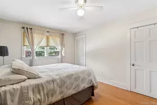 6205 Alvahs Ln, Cutchogue, NY 11935 - Photo 8