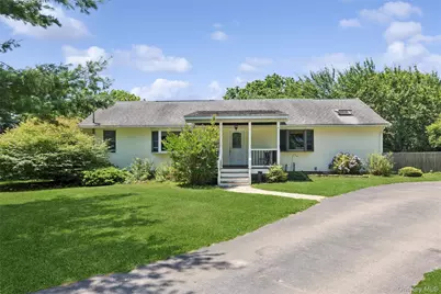 6205 Alvahs Lane, Cutchogue, NY 11935 - Photo 1