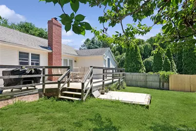 6205 Alvahs Lane, Cutchogue, NY 11935 - Photo 18
