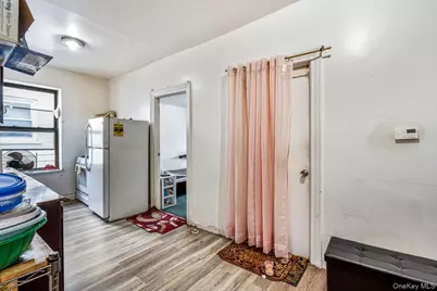 1715 Saint Peters Avenue, Bronx, NY 10461 - Photo 2