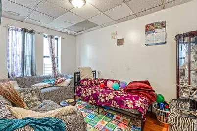 1715 Saint Peters Avenue, Bronx, NY 10461 - Photo 10