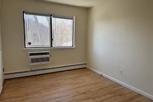 37A Norwood Rd, Port Washington, NY 11050 - Photo 16