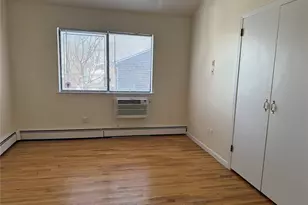 37A Norwood Rd, Port Washington, NY 11050 - Photo 14