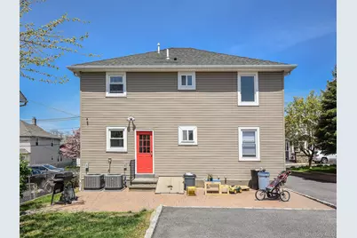 22 1st #1, Glen Cove, NY 11542 - Photo 4