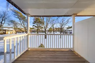 15 Artist Lake Dr, Middle Island, NY 11953 - Photo 12