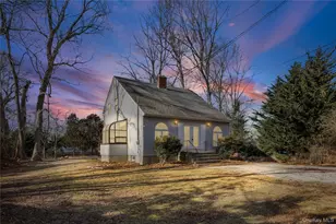 350 Brigantine Dr, Southold, NY 11971 - Photo 2