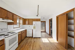 350 Brigantine Dr, Southold, NY 11971 - Photo 16