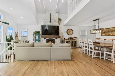 246 W Bay Drive, Long Beach, NY 11561 - Photo 10