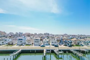 246 W Bay Dr, Long Beach, NY 11561 - Photo 44