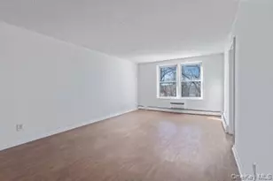 42-30 Douglaston Pkwy, Douglaston, NY 11363 - Photo 6