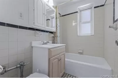 42-30 Douglaston Parkway #2P, Douglaston, NY 11363 - Photo 12