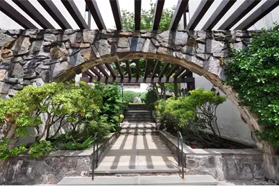 1200 Warburton Avenue #36, Yonkers, NY 10701 - Photo 2